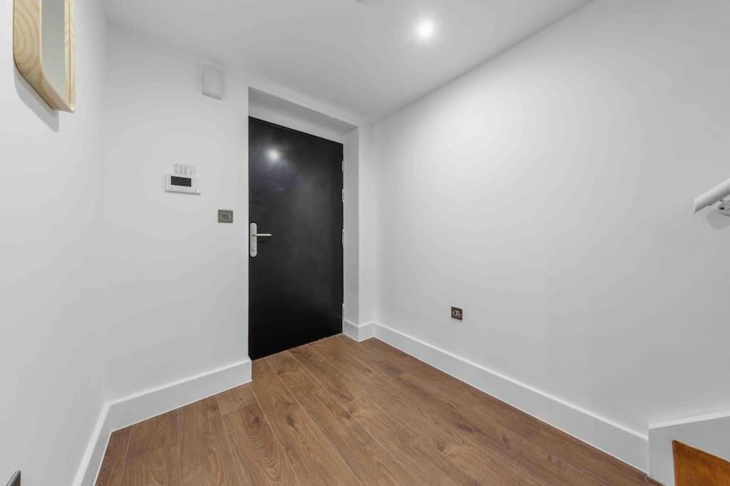 Holiday Home Sleep 8 Central London 9Elms Exteriér fotografie
